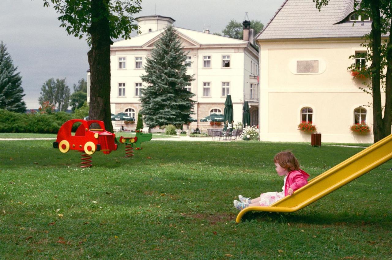 Schloss Braunau 4* Löwenberg in Schlesien